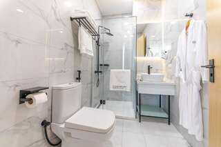 Отель Newport Hotel Kutaisi Кутаиси Стандартный двухместный номер с 2 отдельными кроватями-4