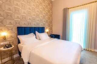 Отель Newport Hotel Kutaisi Кутаиси Стандартный номер с кроватью размера "queen-size"-9